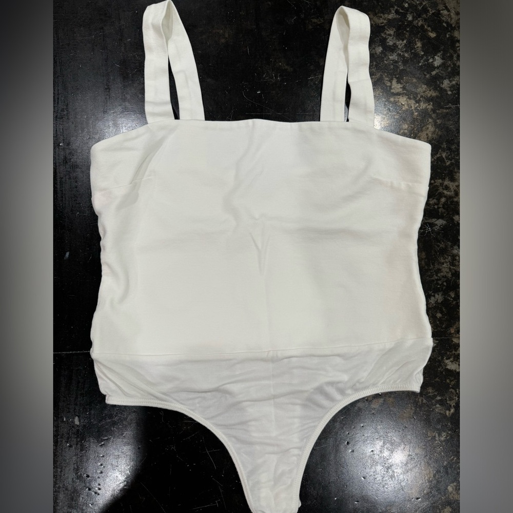 Lulus Size Large White bodysuit.  Great condition.  Never worn.